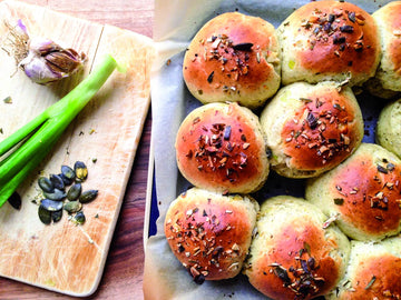 Receta rápida de Panecillos de cebolla con pipas de calabaza