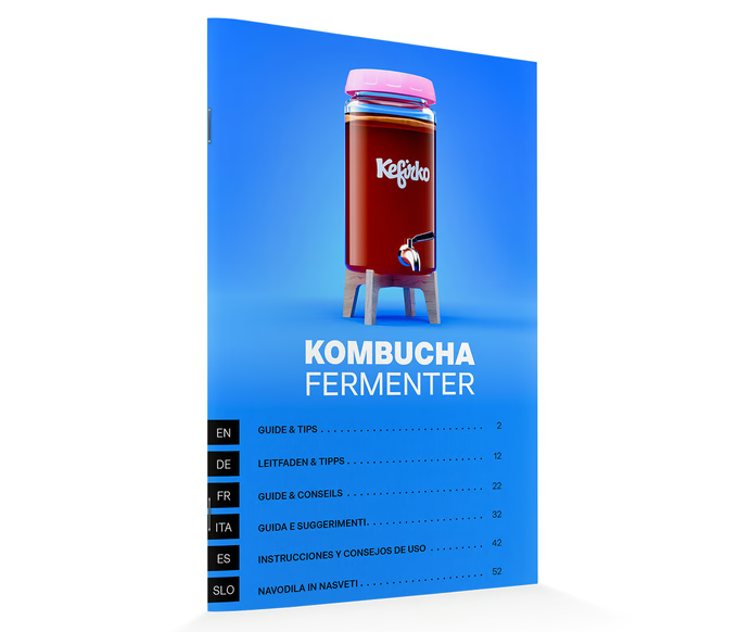 Portada del folleto en azul que muestra un Fermentador Kombucha de 4L con grifo. El título "Fermentador Kombucha" aparece en texto blanco y negrita, y en el lateral se encuentran descripciones del contenido en varios idiomas. Marca: kefirko.